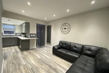 5 bed house, Denham Street, Victoria Park, Manchester, M130FJ - Image 4